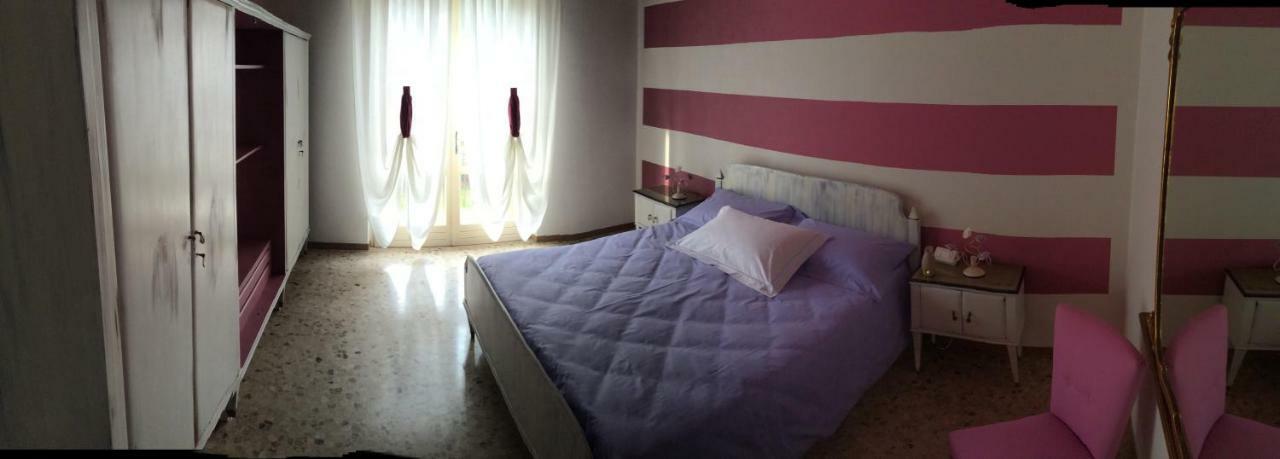 Celeste'S House Villa Rivoltella del Garda Buitenkant foto