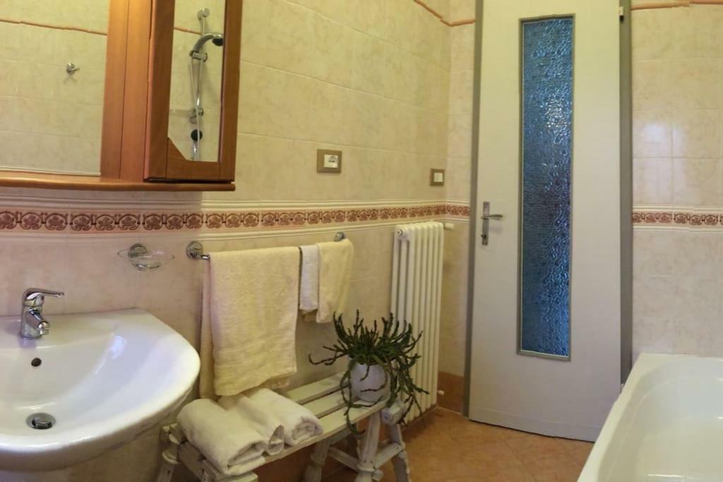 Celeste'S House Villa Rivoltella del Garda Buitenkant foto